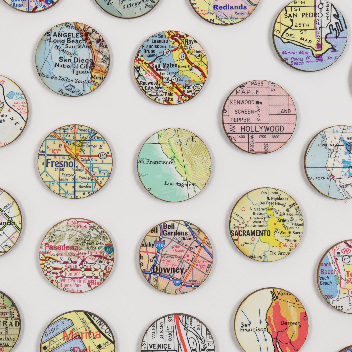 Vintage California Map Dots Collage, Circle