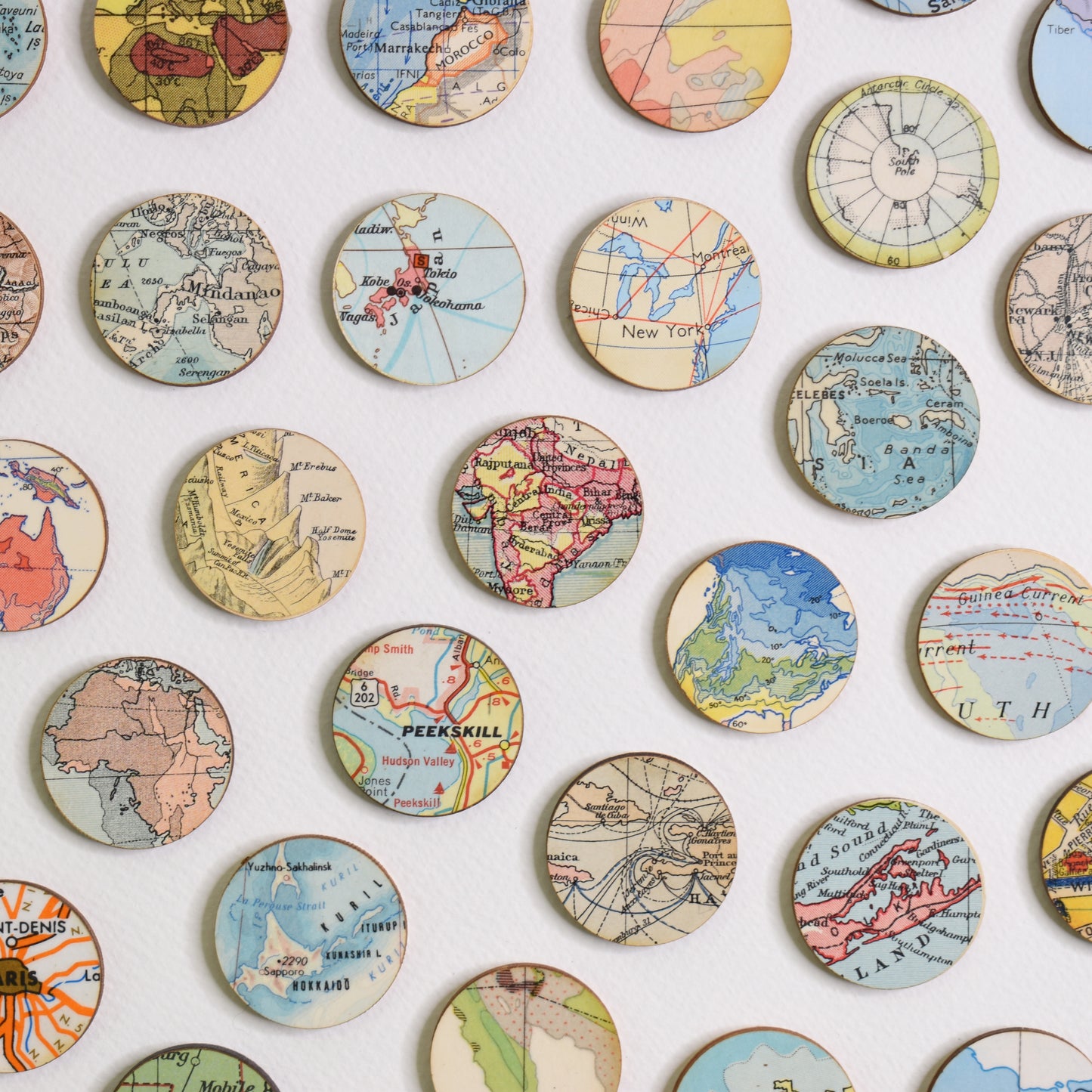 Vintage World Map Dots Collage, Circle #2