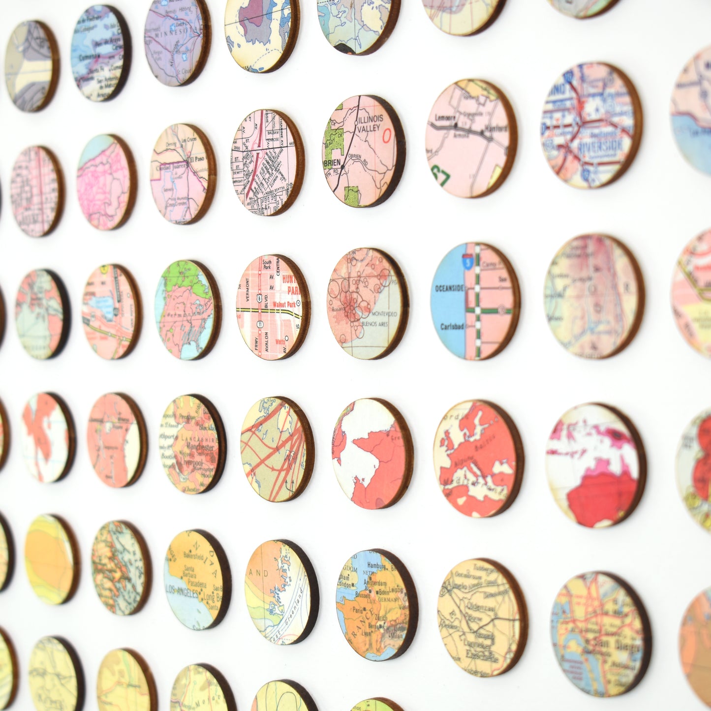 One Hundred World Map Dots Rainbow Collage, Green to White