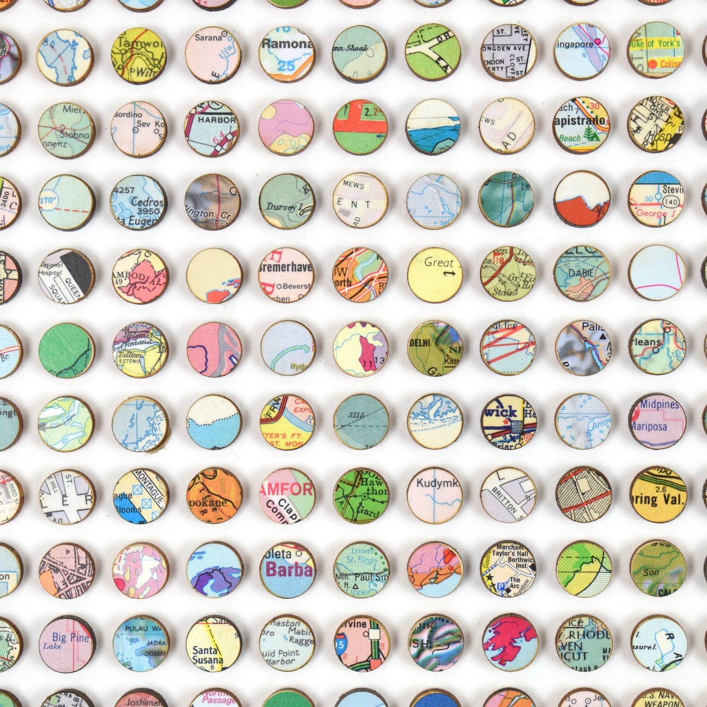 Three Hundred and Twenty Two World Map Dots Collage, Pastel