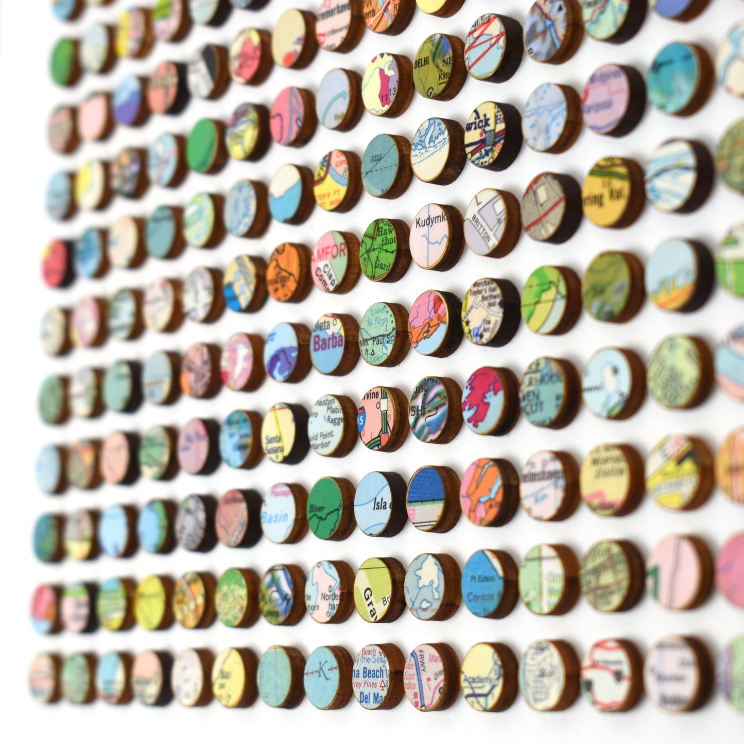 Three Hundred and Twenty Two World Map Dots Collage, Pastel