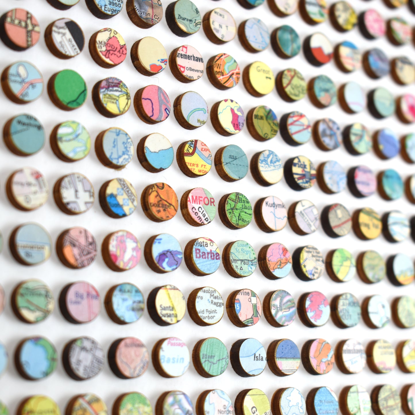 Three Hundred and Twenty Two World Map Dots Collage, Pastel