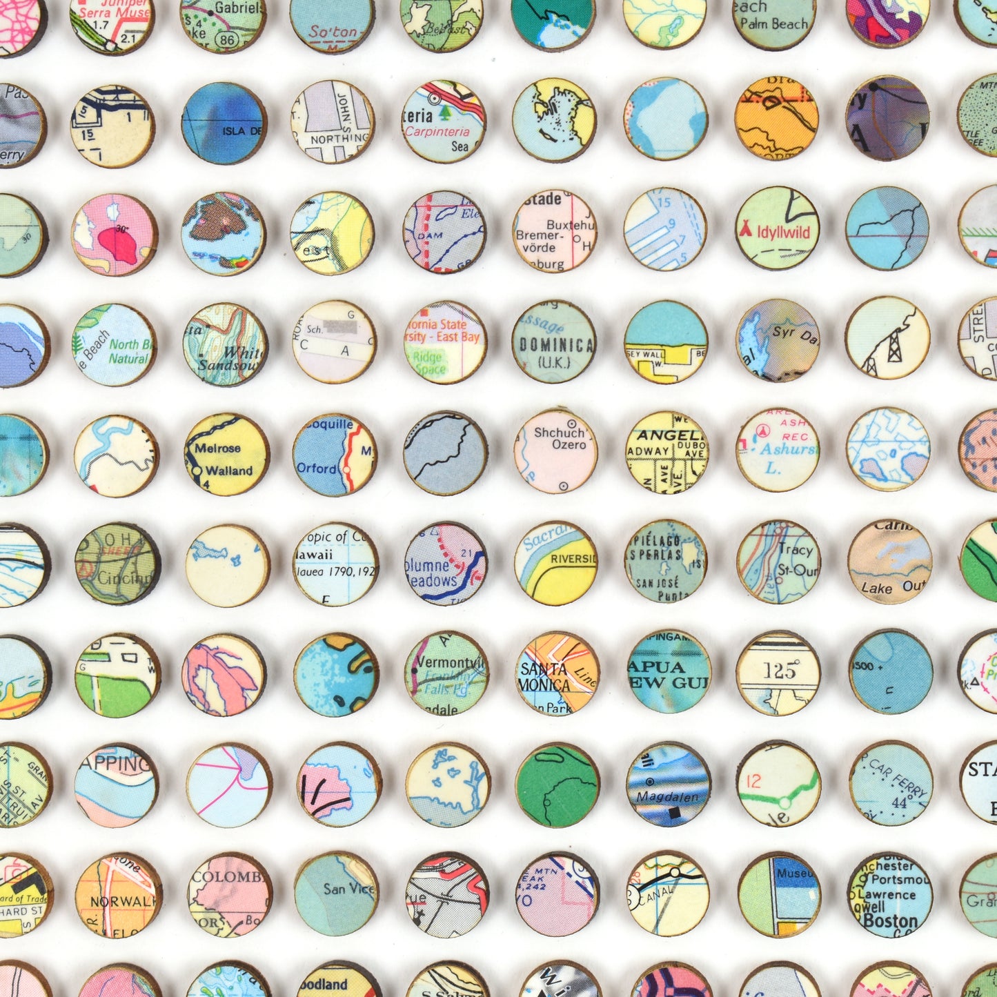 Three Hundred and Twenty Two World Map Dots Collage, Pastel