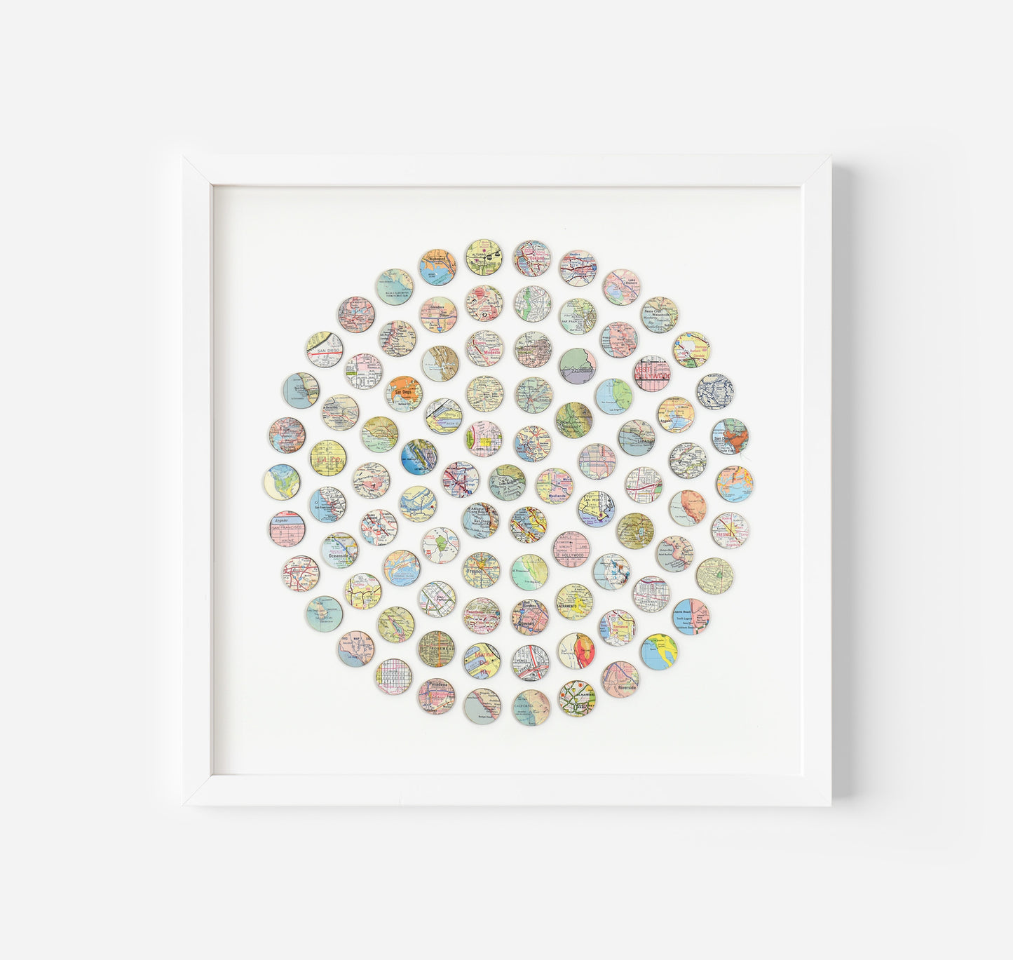 Vintage California Map Dots Collage, Circle