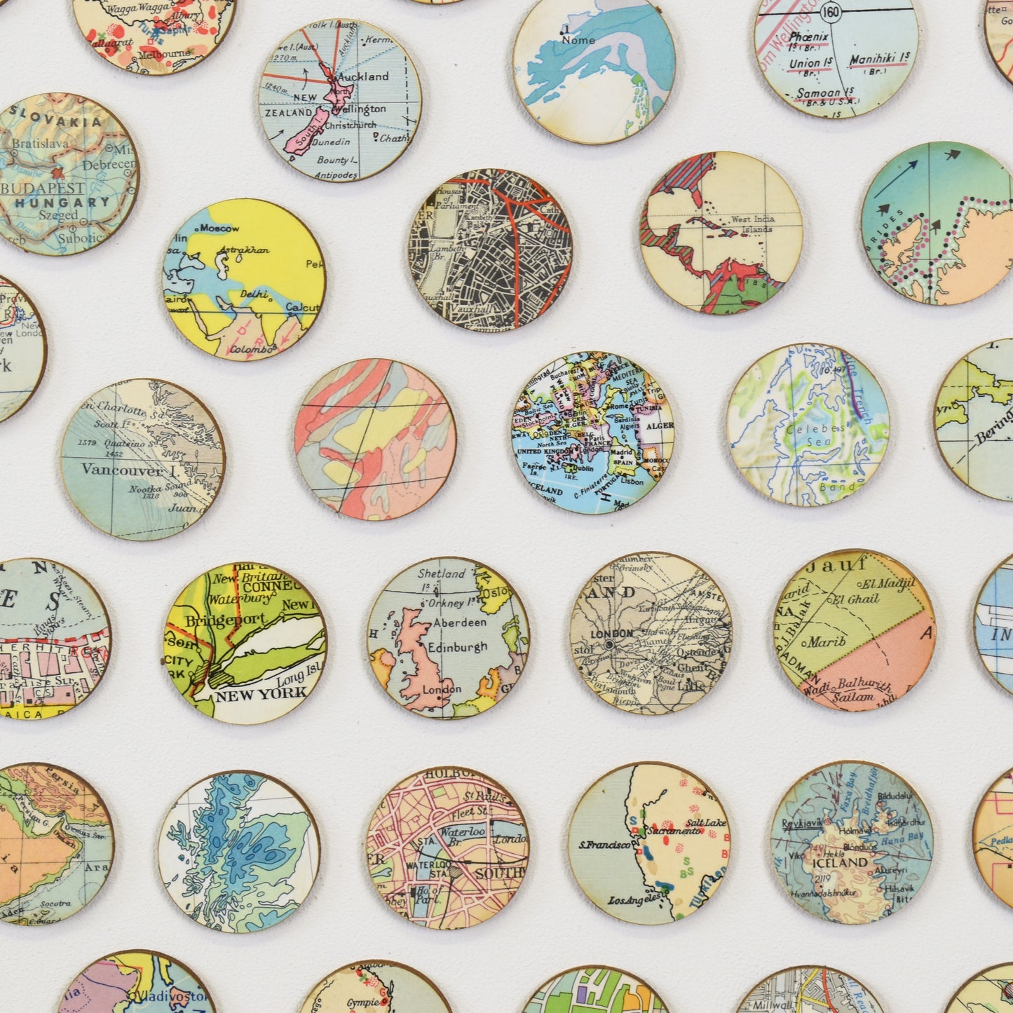 Vintage World Map Dots Collage, Large Circle