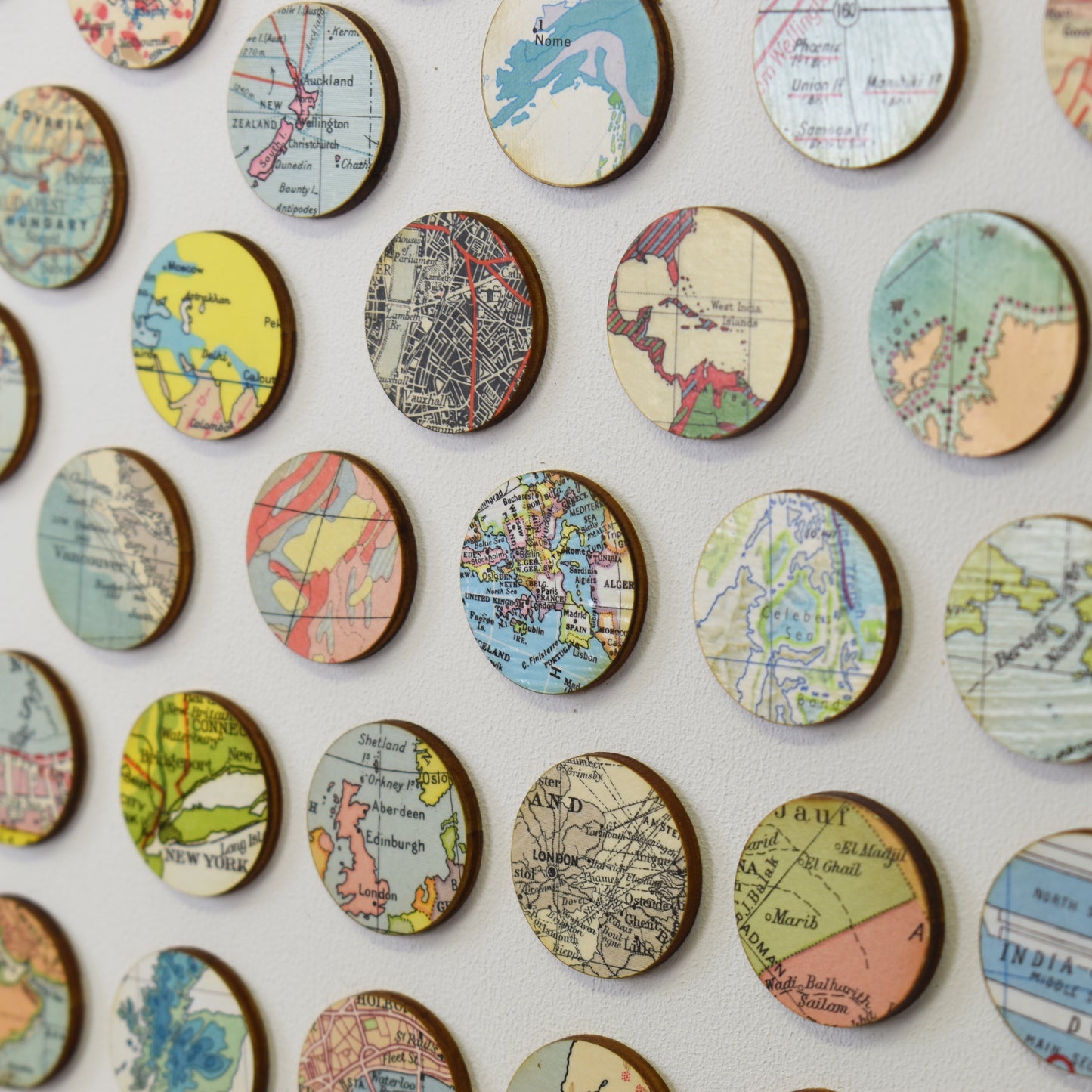 Vintage World Map Dots Collage, Large Circle
