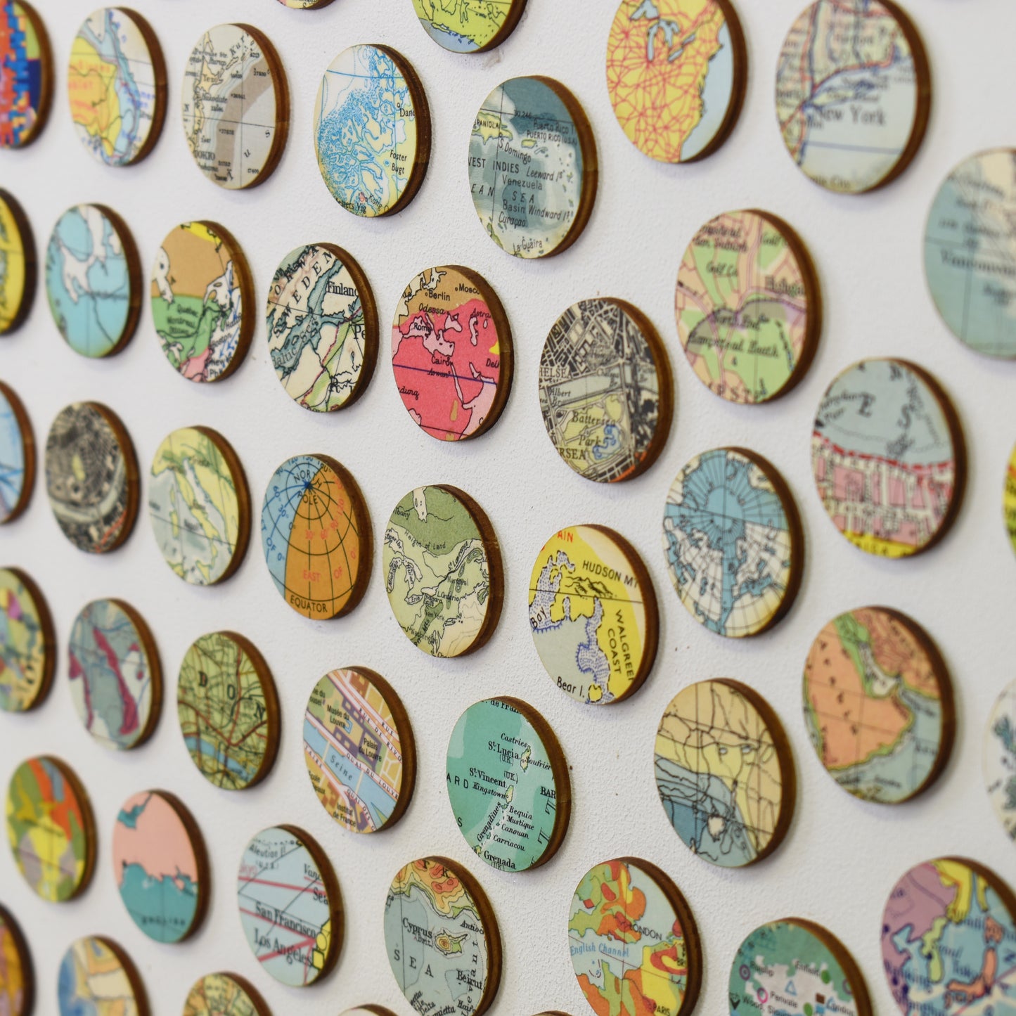 Vintage World Map Dots Collage, Large Circle