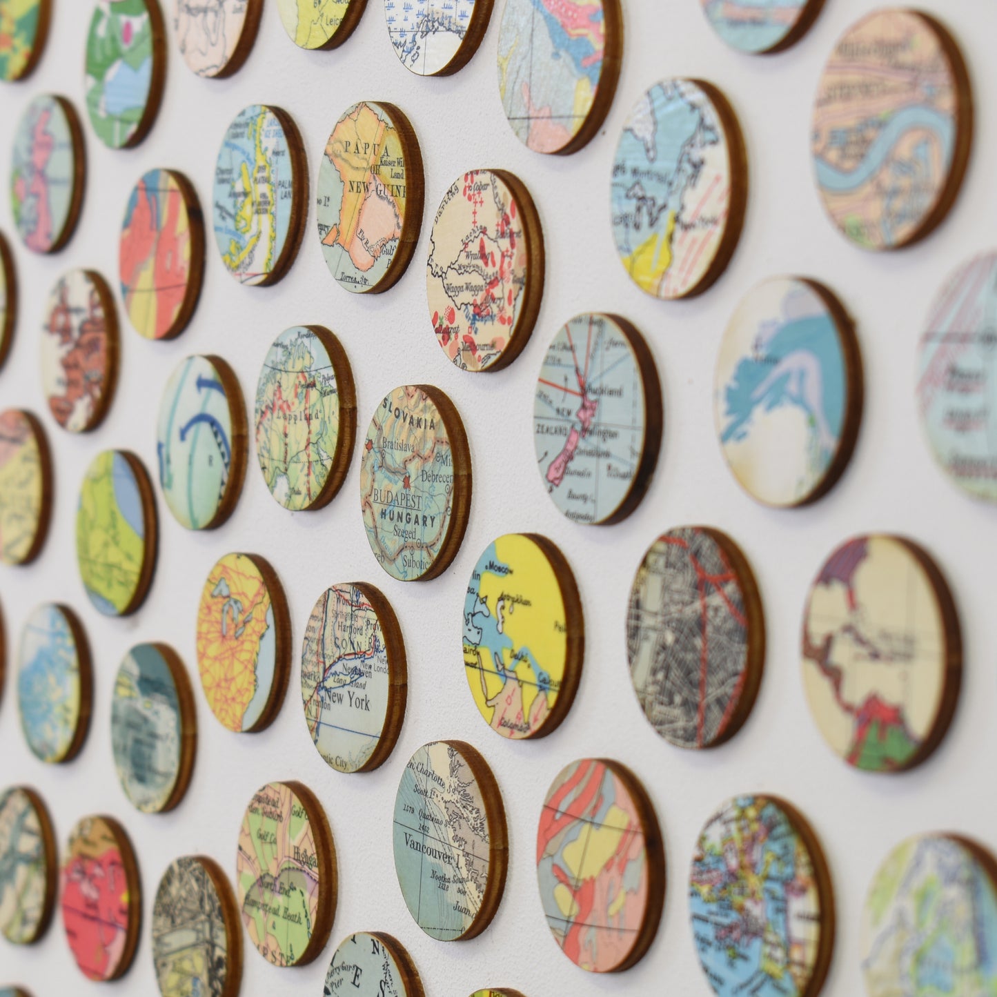 Vintage World Map Dots Collage, Large Circle
